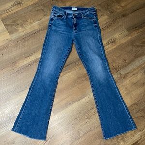 MOTHER The Weekender Fray Jean Groovin Sz 28